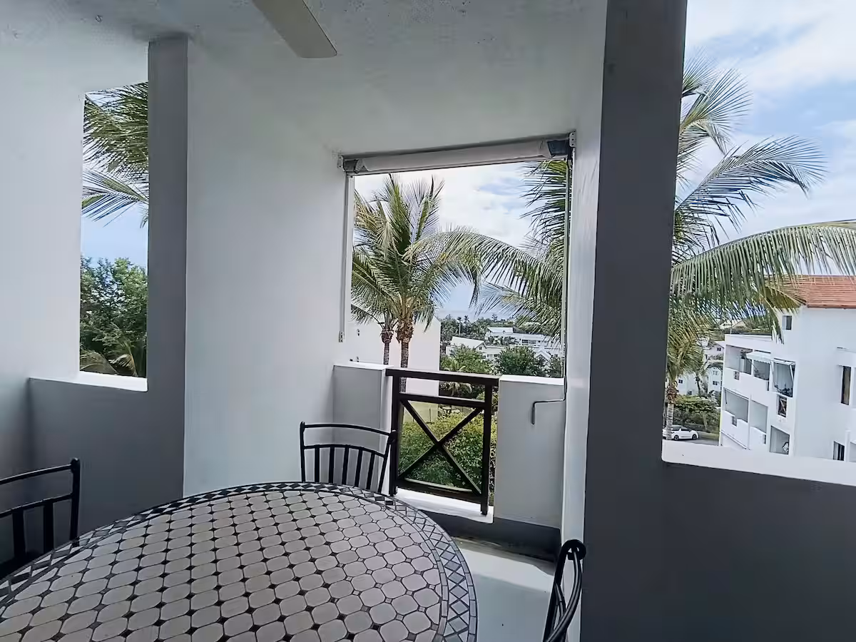 Studio Le Tropical Chic Boucan Canot